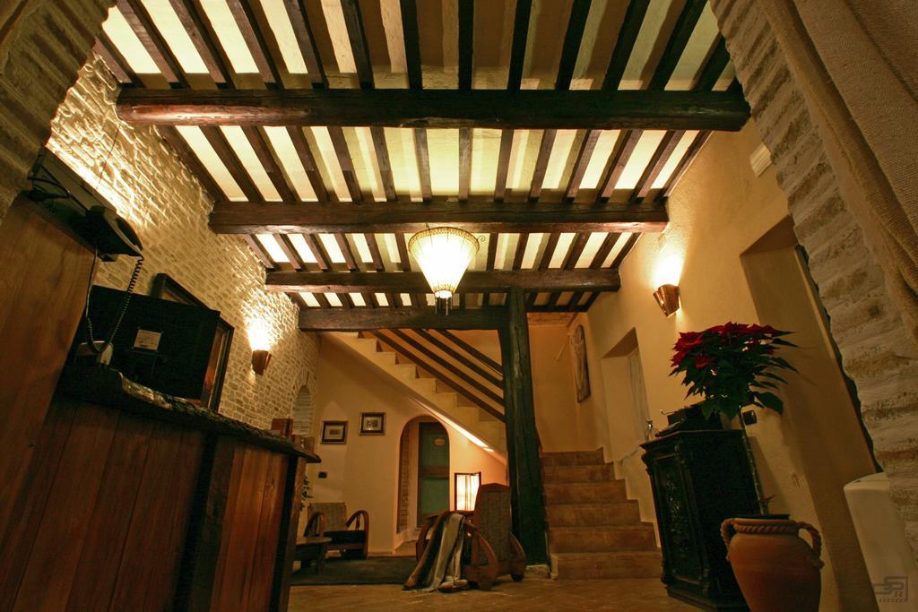 Villa Ristorante Country House Isolabelgatto à Fano Extérieur photo
